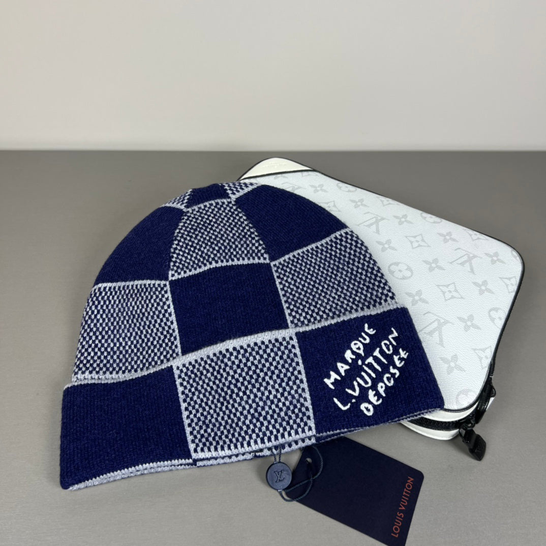 L/V Knit Beanie
