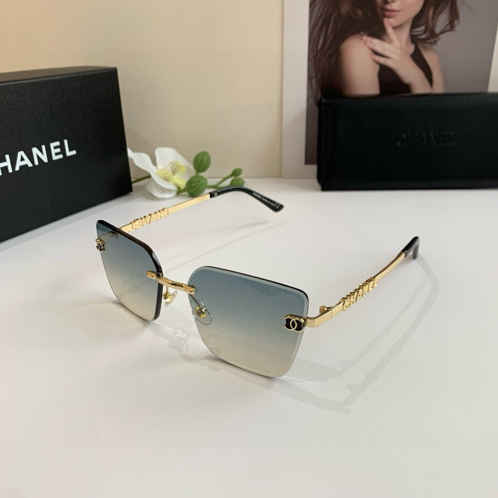 CC Gold-Trimmed Gradient Square Sunglasses